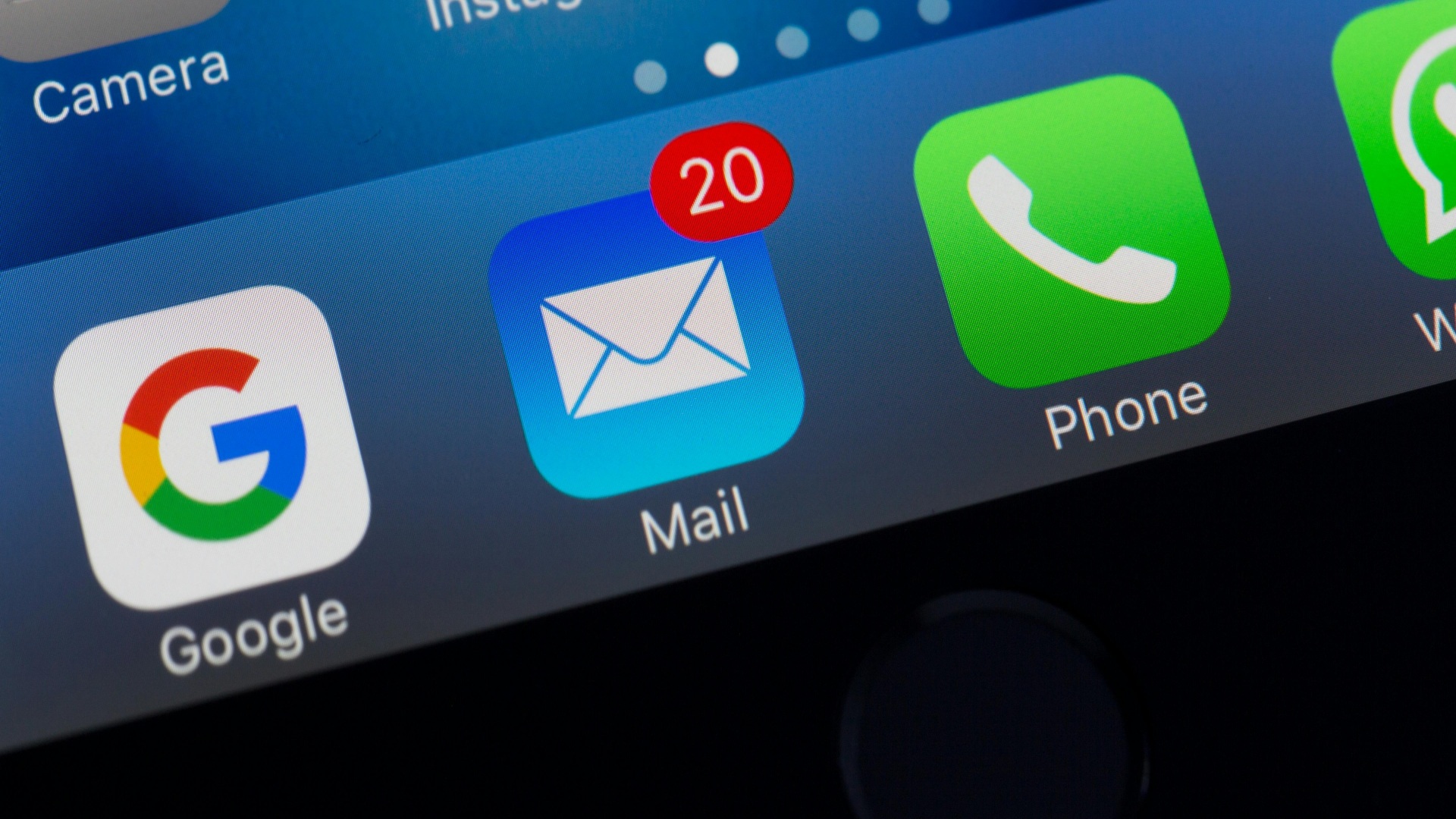 E-mail